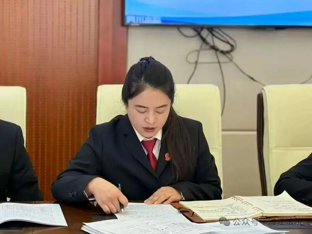 雅江 县人民法院传达学习全州法院院长会议精神